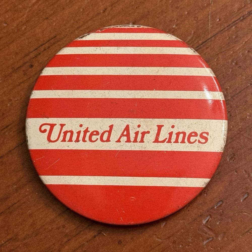 United Airlines Red White Stripes Vintage Pinback‎ Button Pin Round Circle